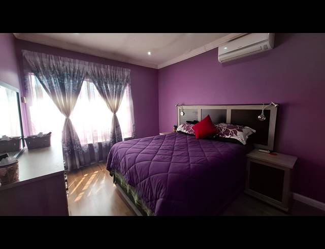 3 BEDROOM TOWNHOUSE FOR SALE IN FLORA GARDENS